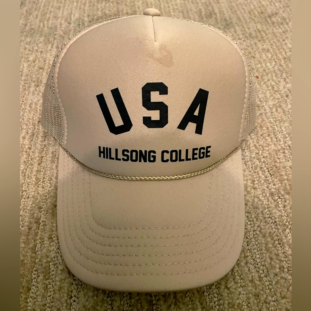 USA HILLSONG COLLEGE HAT
